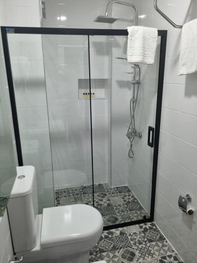 Istanbul Airport Family Suites Hotel Arnavutkoy Esterno foto