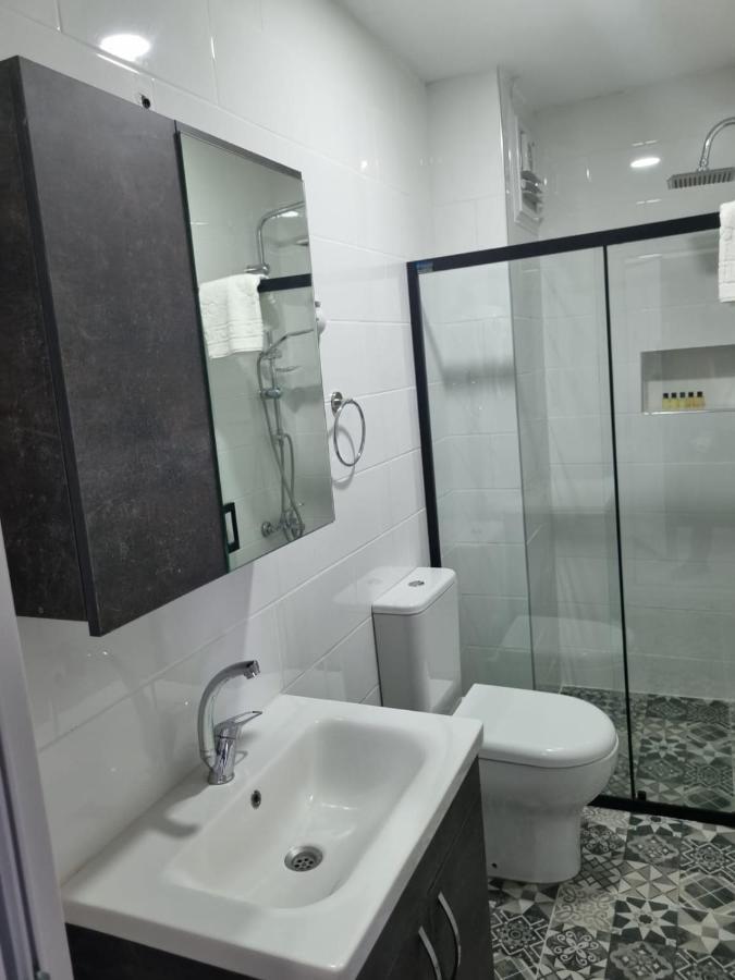 Istanbul Airport Family Suites Hotel Arnavutkoy Esterno foto