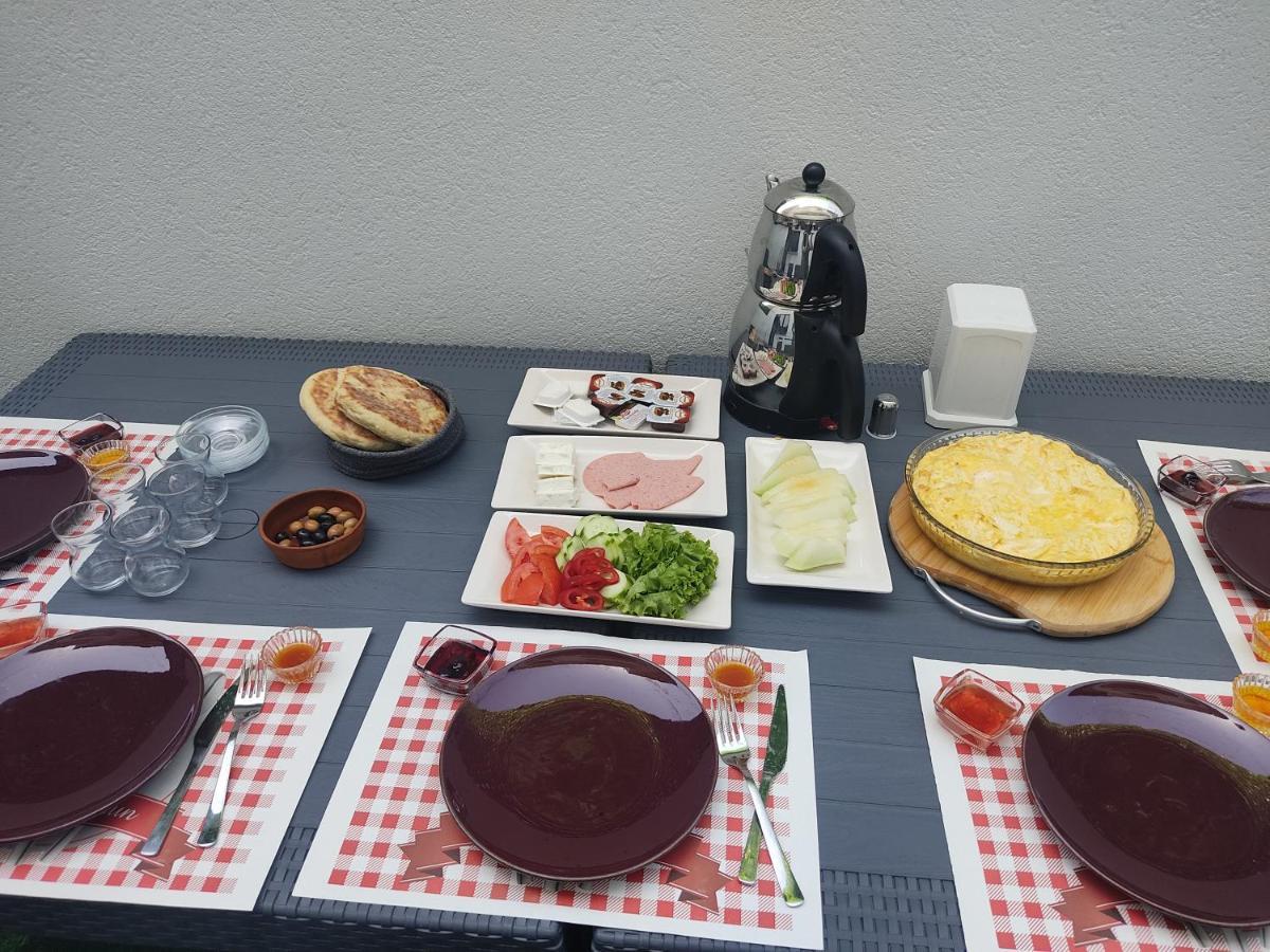 Istanbul Airport Family Suites Hotel Arnavutkoy Esterno foto